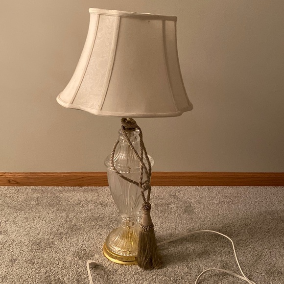 Lamp - Picture 1 of 4